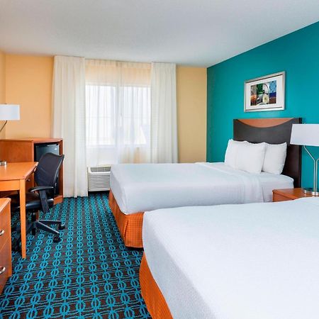 Fairfield Inn & Suites Лінкольн Екстер'єр фото